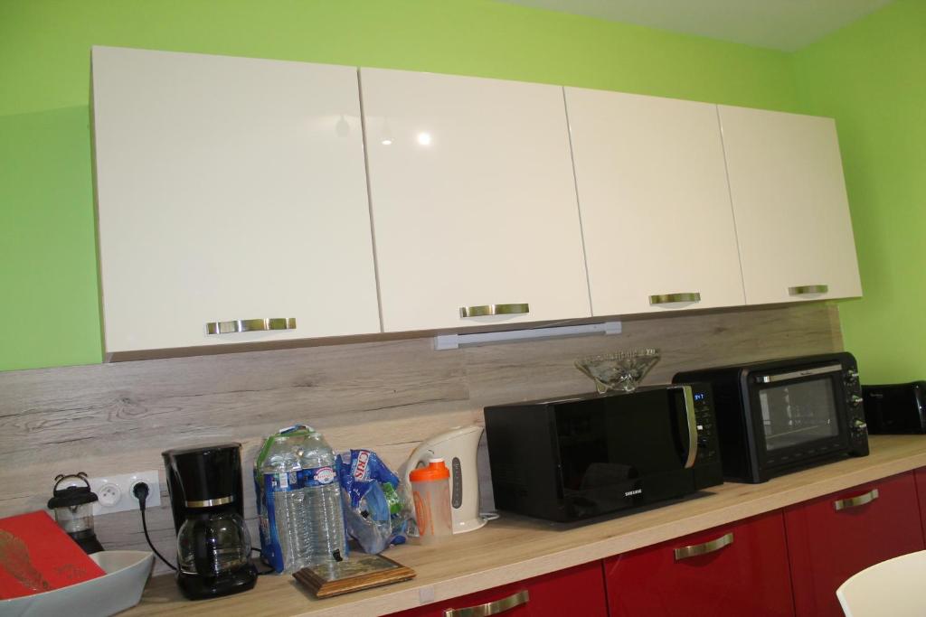 Kuchyň nebo kuchyňský kout v ubytování B&B La Garona