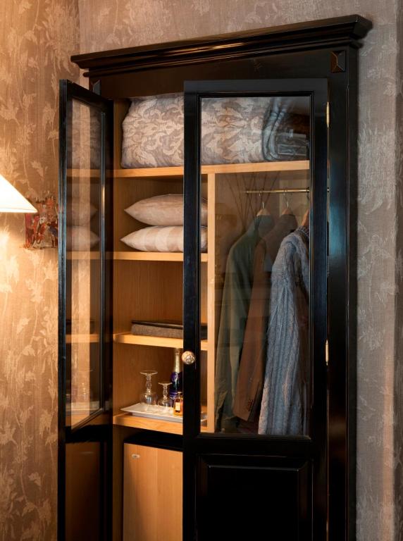 Hôtel Chateaubriand - Resim 16