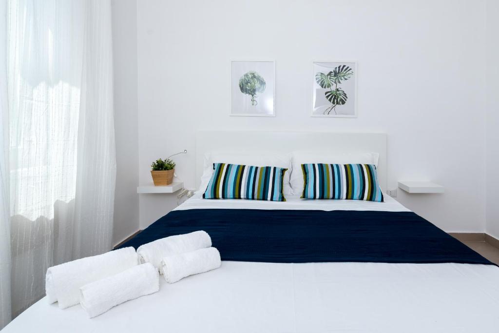 Kép Gi HOME Apartment vicino alla stazione e al Mare szállásáról Metában a galériában