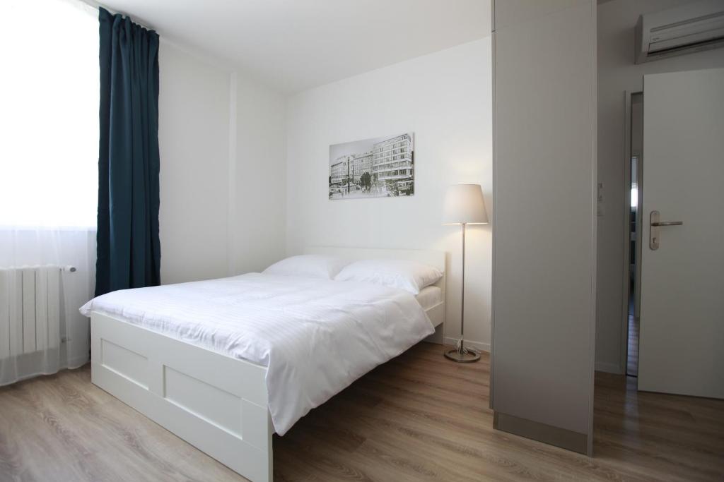 City Center Best Place Apartments - 