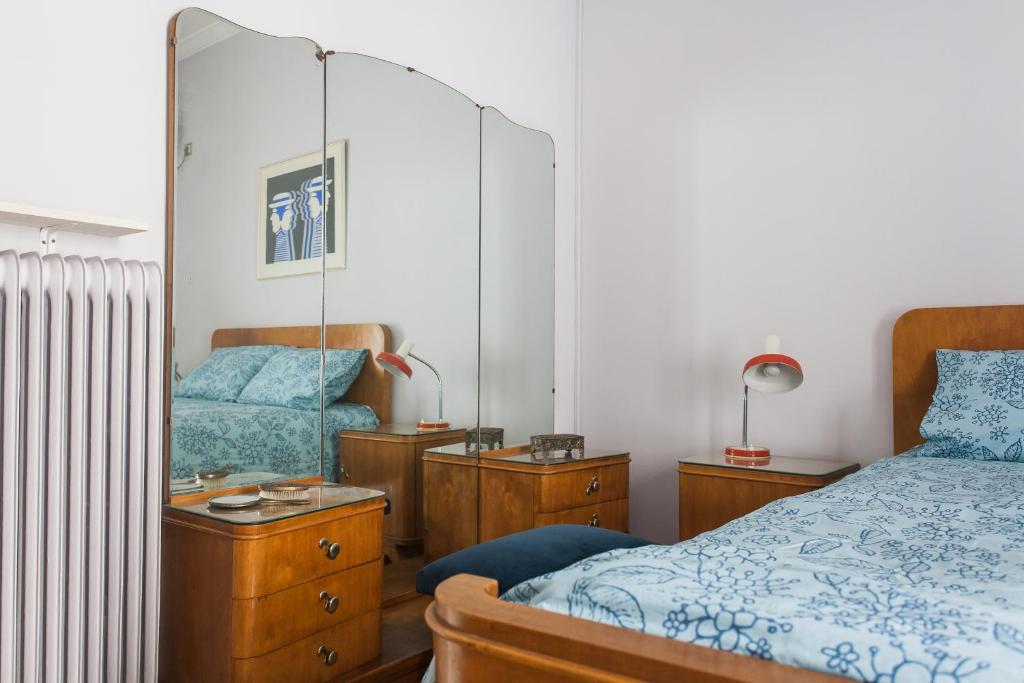 Posteľ alebo postele v izbe v ubytovaní Athens Vintage Apartments - Ilisia
