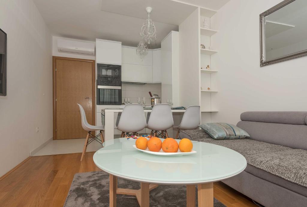 Kuchyň nebo kuchyňský kout v ubytování Apartman Ramljak