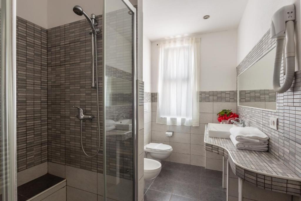 Koupelna v ubytování Rodia Inn