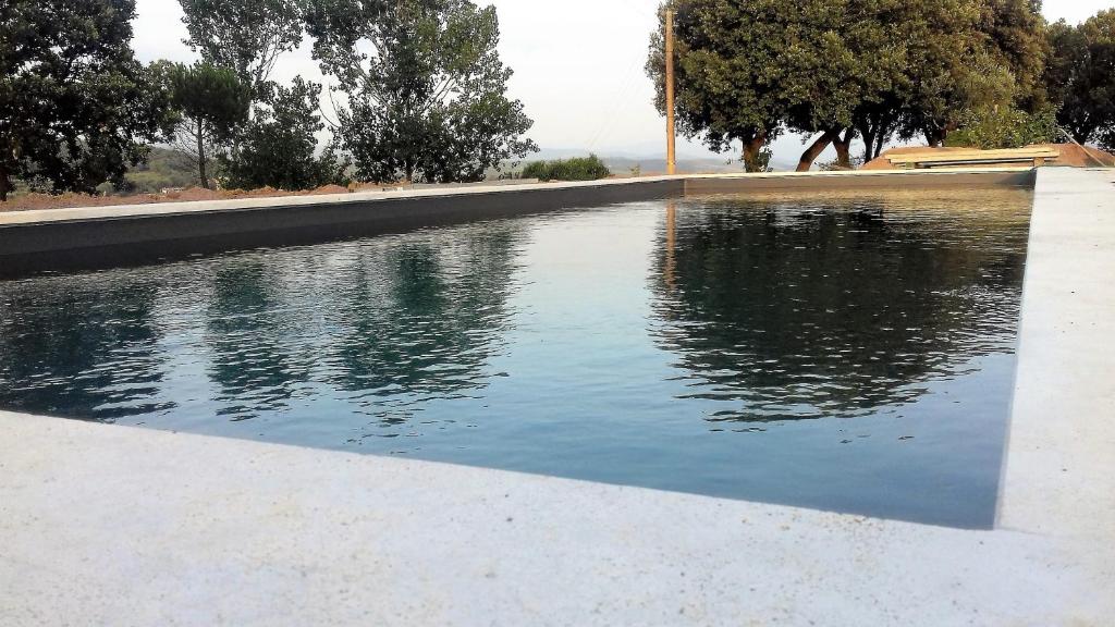 The swimming pool at or close to Agriturismo Riparossa