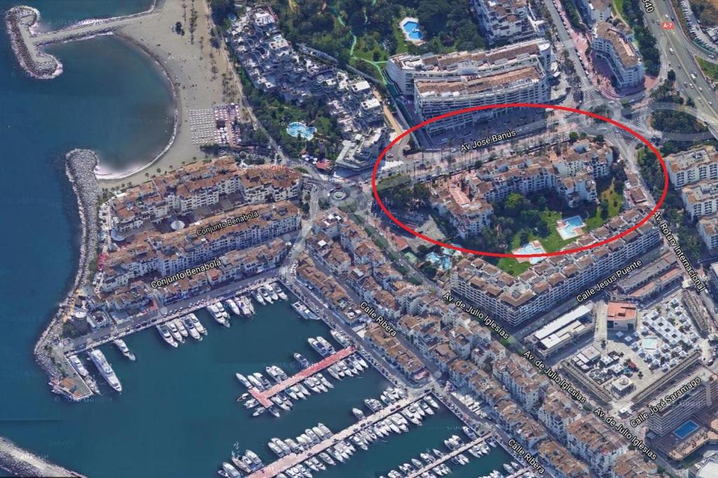 Beautiful Apartment in the heart of Puerto Banus, Marbella ...
