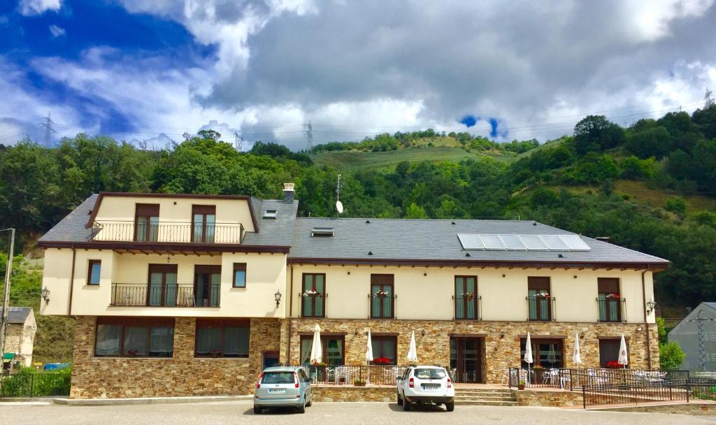 The building in which a szállodákat is located