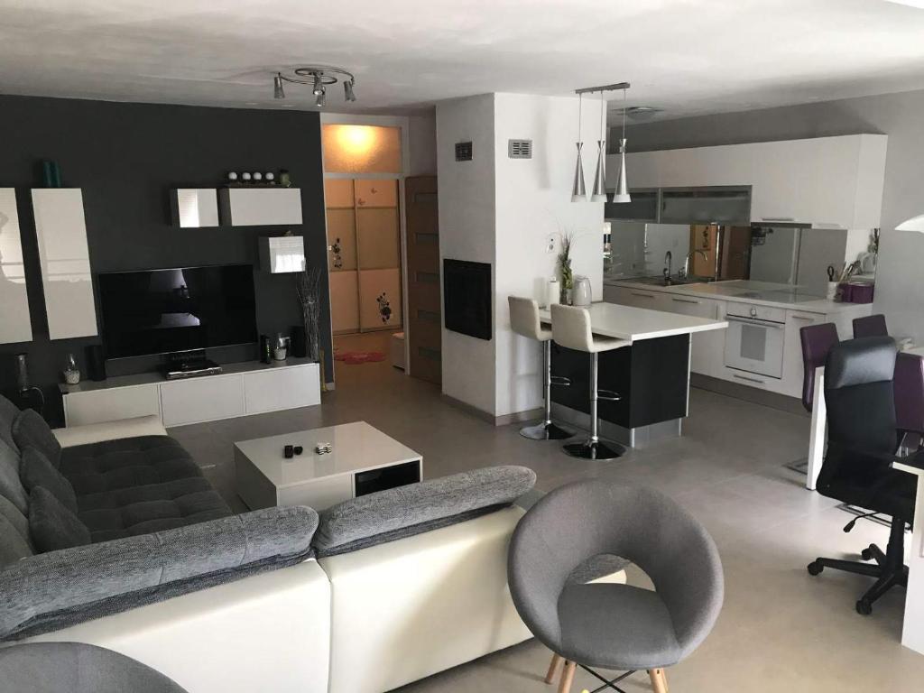 Kuchyňa alebo kuchynka v ubytovaní Apartment Spark