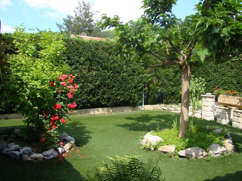 A garden outside Les Muguets