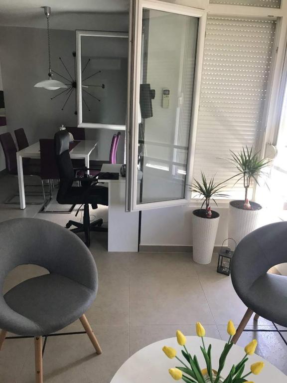 Posedenie v ubytovaní Apartment Spark