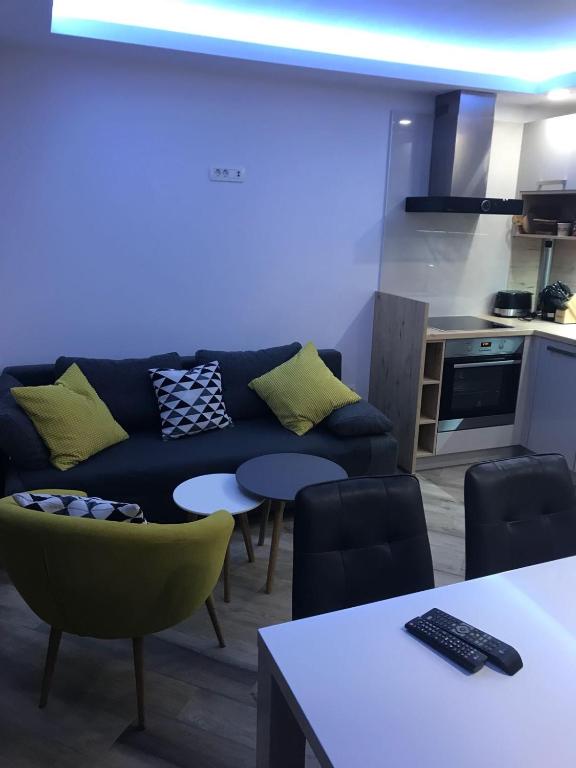 Kuchyňa alebo kuchynka v ubytovaní Masanda Luxury Apartments