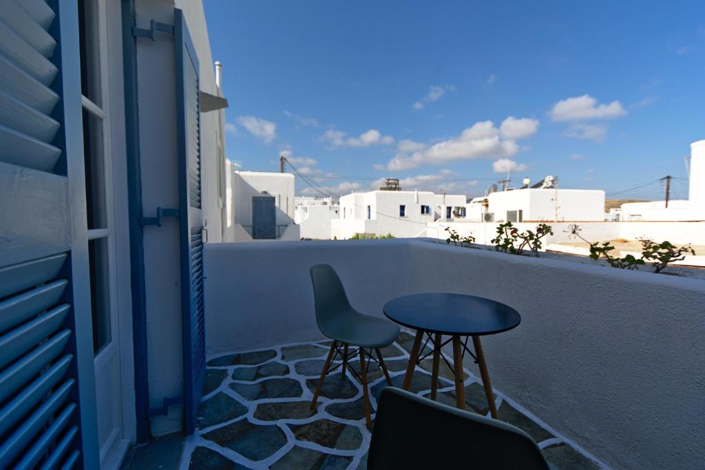 Balkon lub taras w obiekcie Teoria Paros - Matsas Windmill