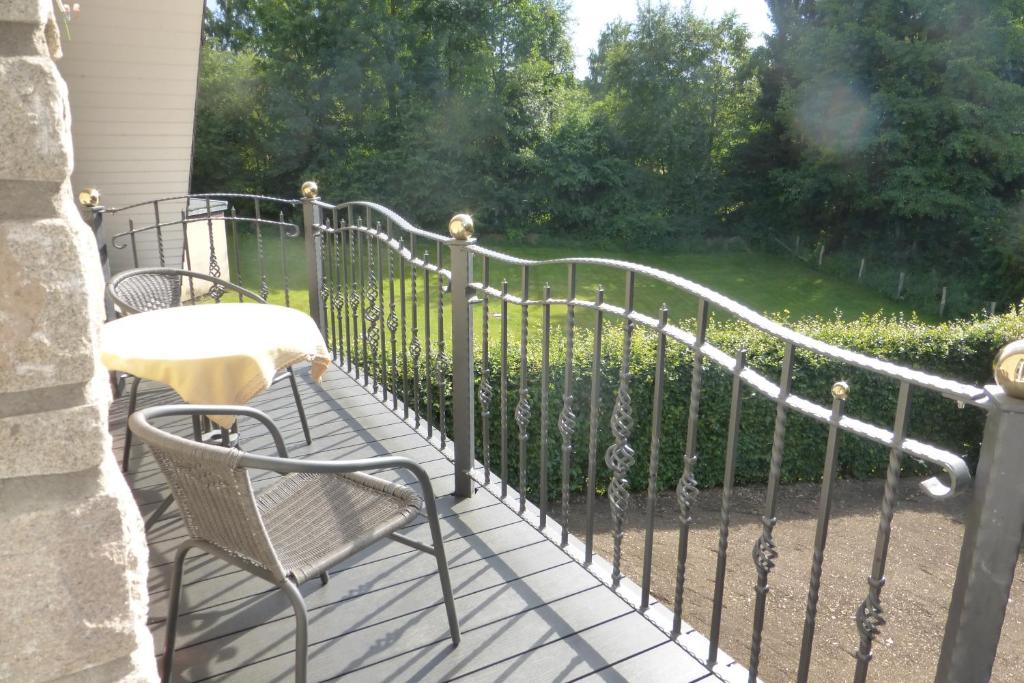 Balkón nebo terasa v ubytování Ferienwohnung am Eifelsteig