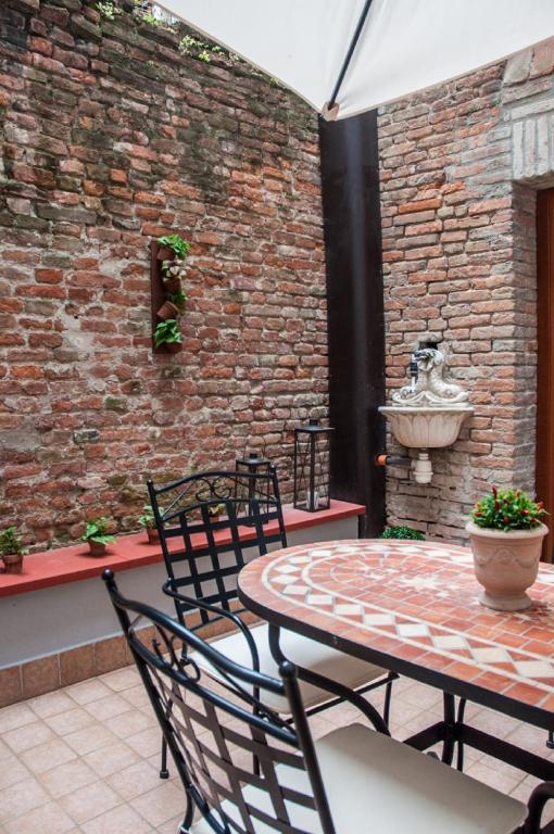 Nell'antico ghetto ebraico, Ferrara – Prezzi aggiornati per il 2023