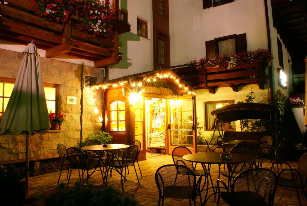 Restaurace v ubytování Romantic Charming Hotel Rancolin