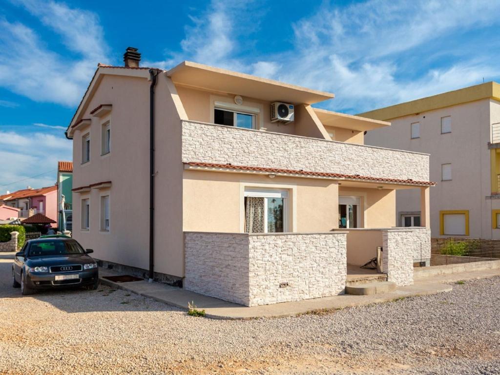 Zdjęcie z galerii obiektu Lush Apartment in Omi alj near Seabeach w mieście Omišalj