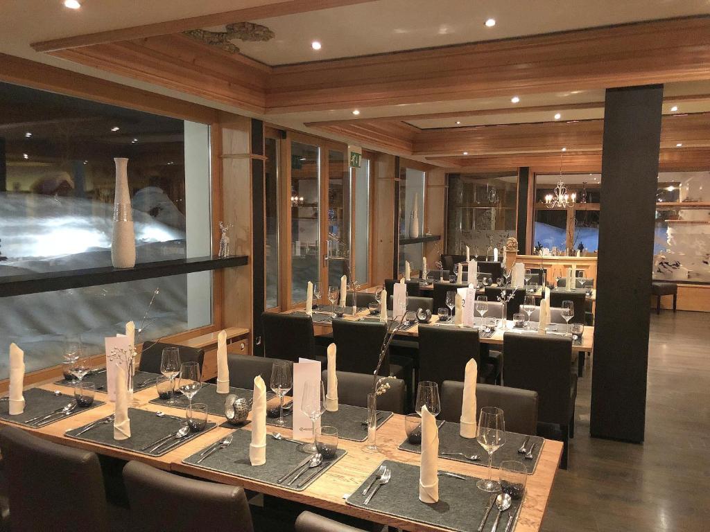Restaurace v ubytování Hotel Quellenhof Leukerbad
