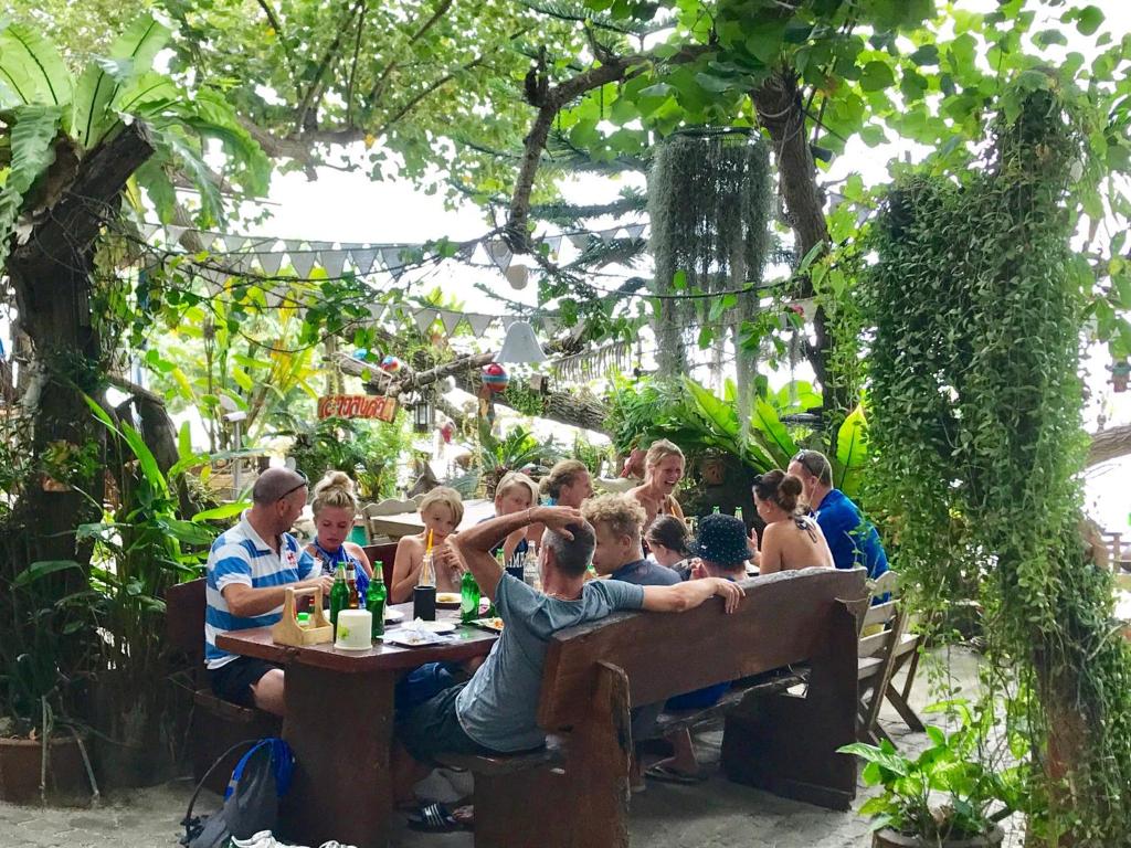 Hosté ubytování Apache Loongdum Koh Samed