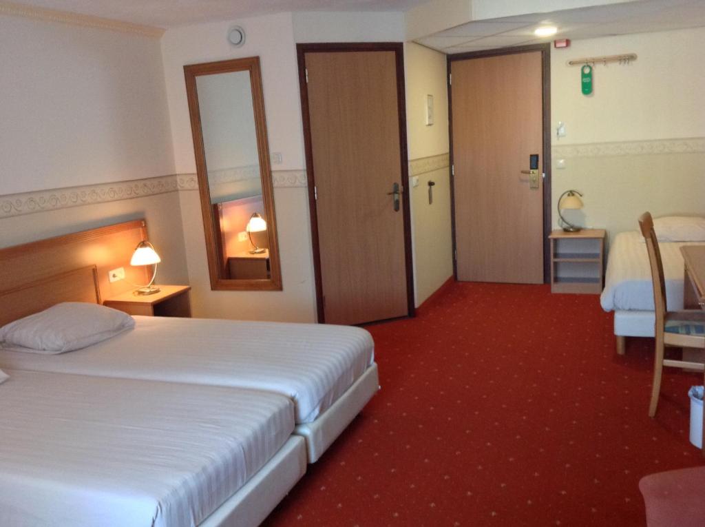 SuyderSee Hotel - Camera Familiare Standard