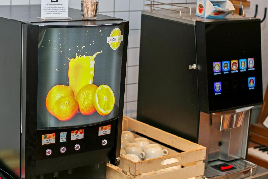 First Hotel Brommaplan - Resim 43