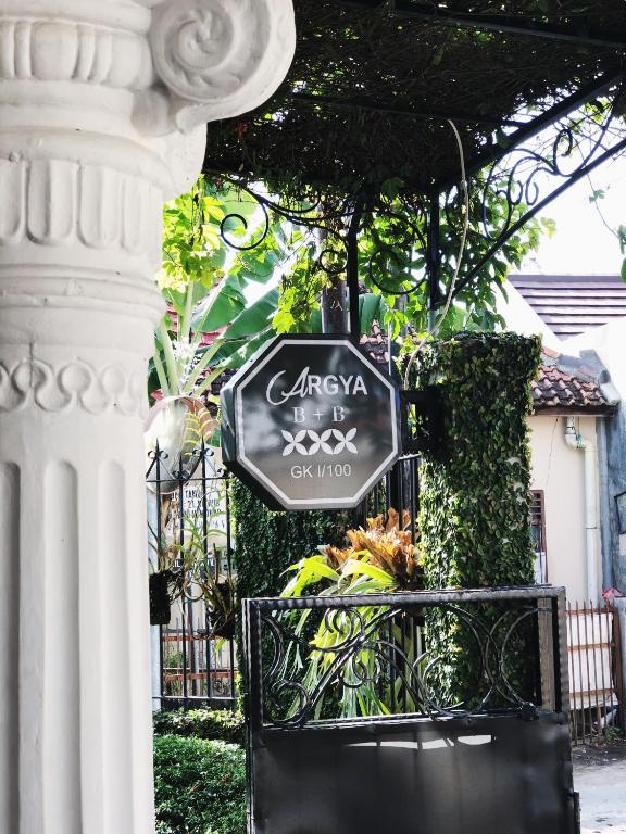 Certifikát, hodnocení, plakát nebo jiný dokument vystavený v ubytování Argya Guesthouse