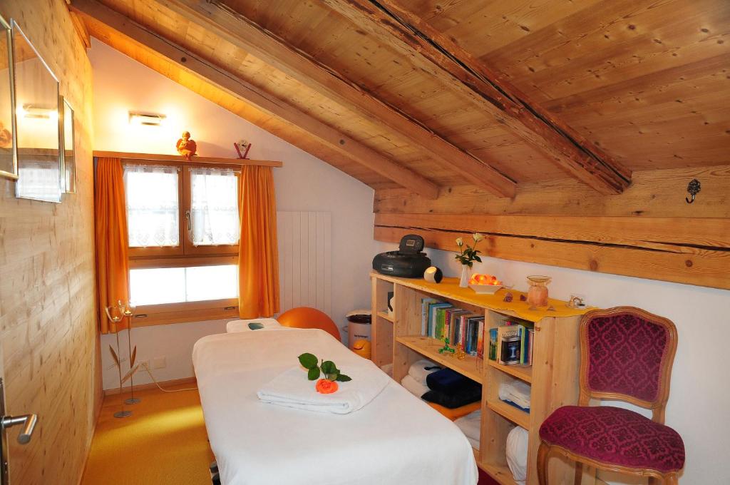 Postel nebo postele na pokoji v ubytování Berggasthaus Gemsli