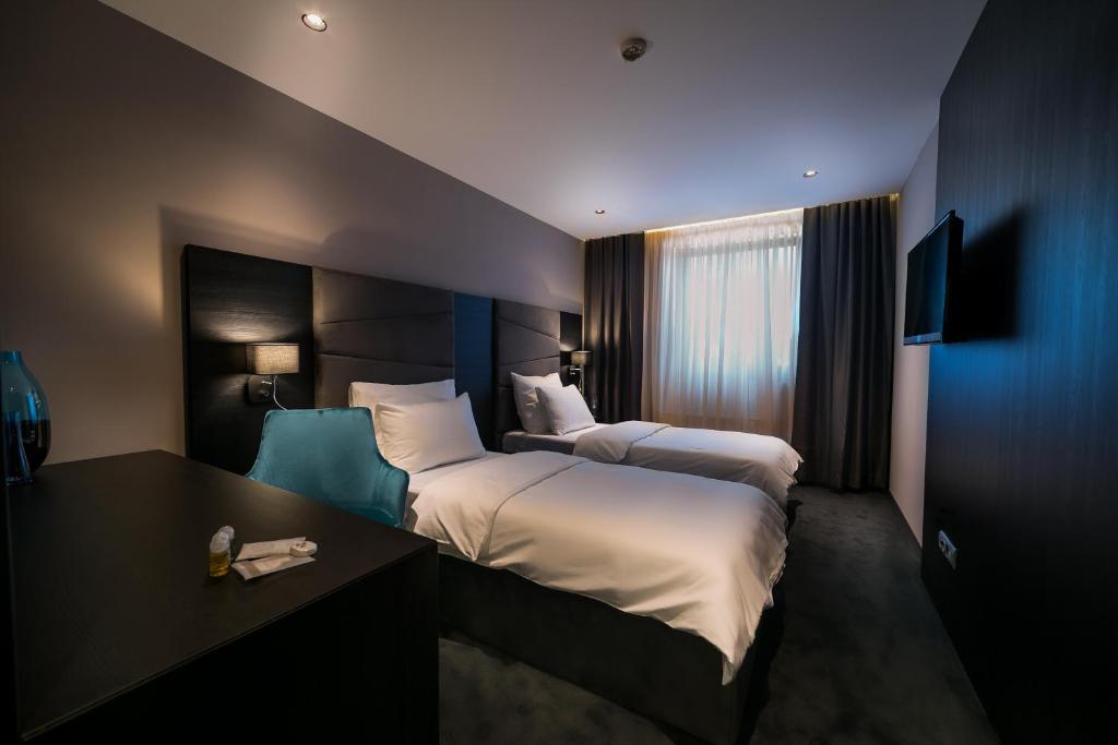 Hotel Bank - Superior Twin Room