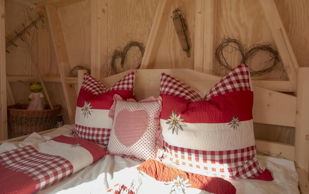 Postel nebo postele na pokoji v ubytování Bnbetschart