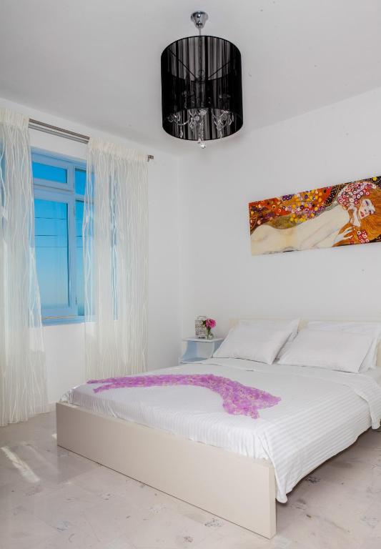 Luna Rossa Santorini - 2