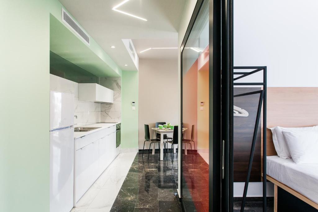 Greece U Around Athens Thissio Suites - 2