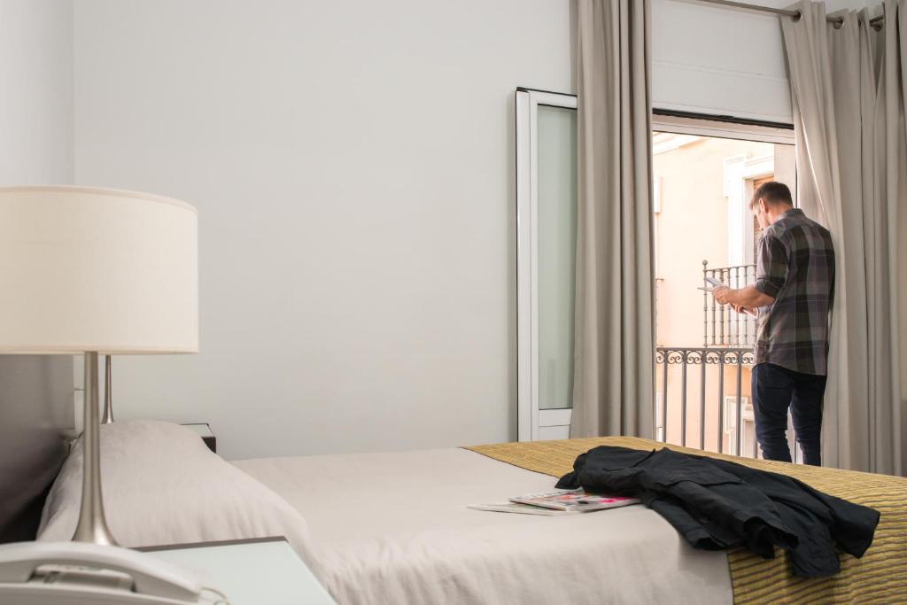 Hotel Madrid de Sevilla by SHS - Resim 41