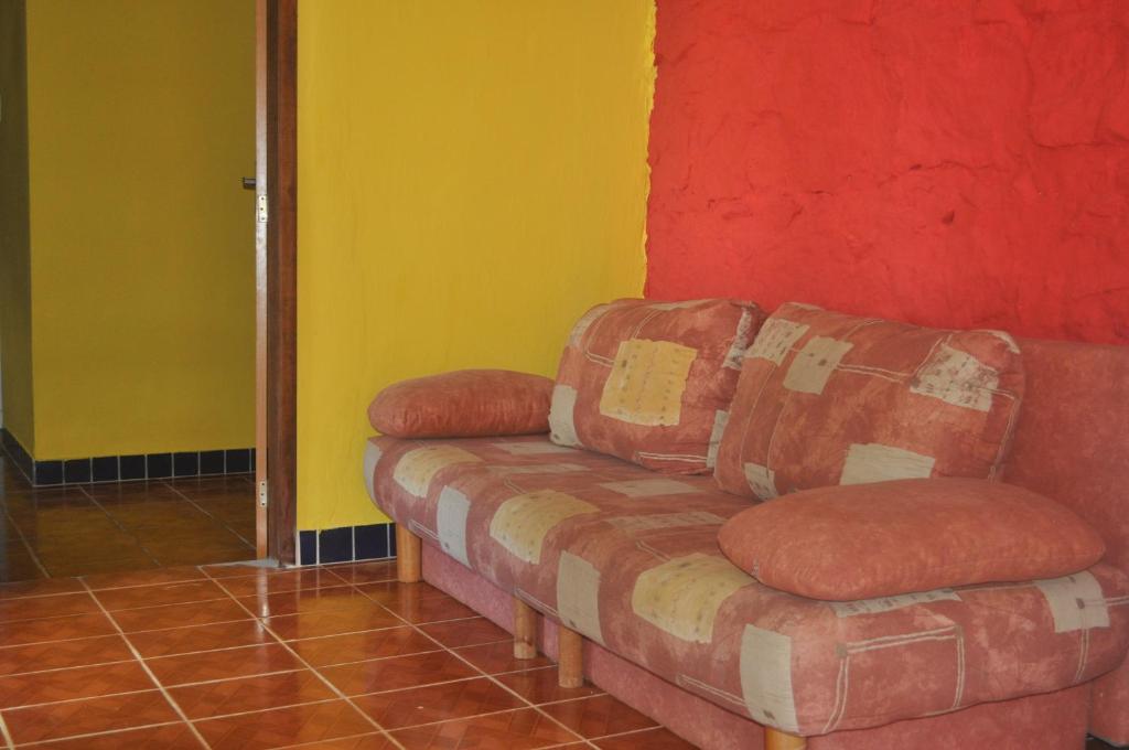 Uma área de estar em Sitio Os Tres