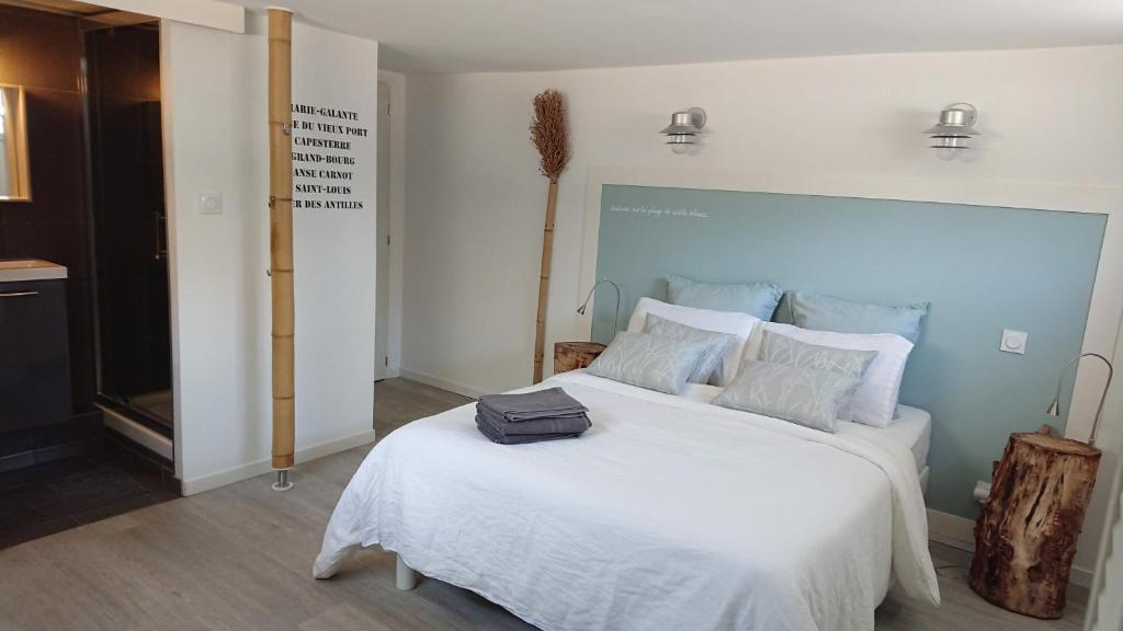 Nos Îles - One-Bedroom House