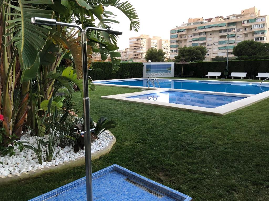 Apartamento frente al mar (Avda costa Blanca), Alicante ...