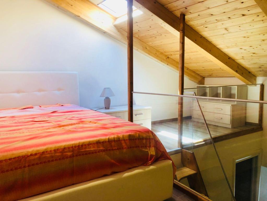 Postel nebo postele na pokoji v ubytování Simone Home