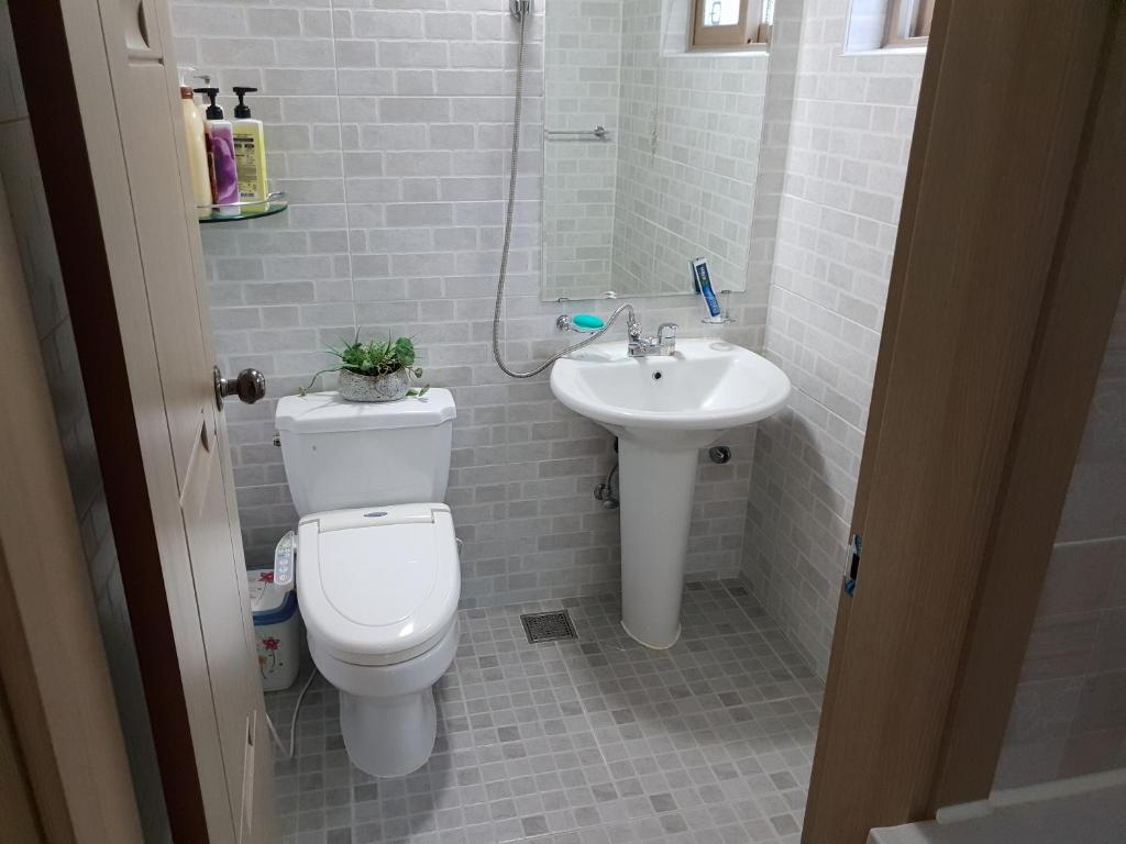 Jirisan One Night Two Days Pension - Maison De Deux Chambres