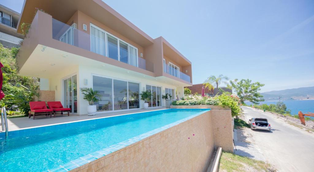 thuê villa Nha Trang cho 30 người