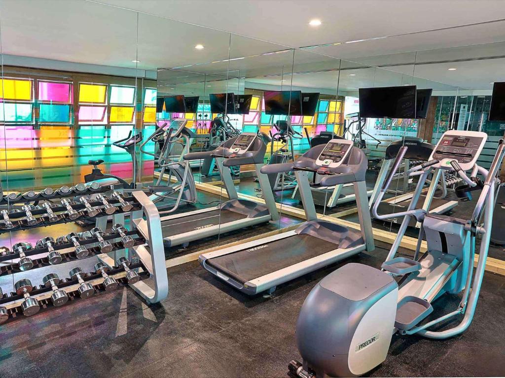Fitness centrum a/nebo fitness zařízení v ubytování Mercure Jakarta Simatupang