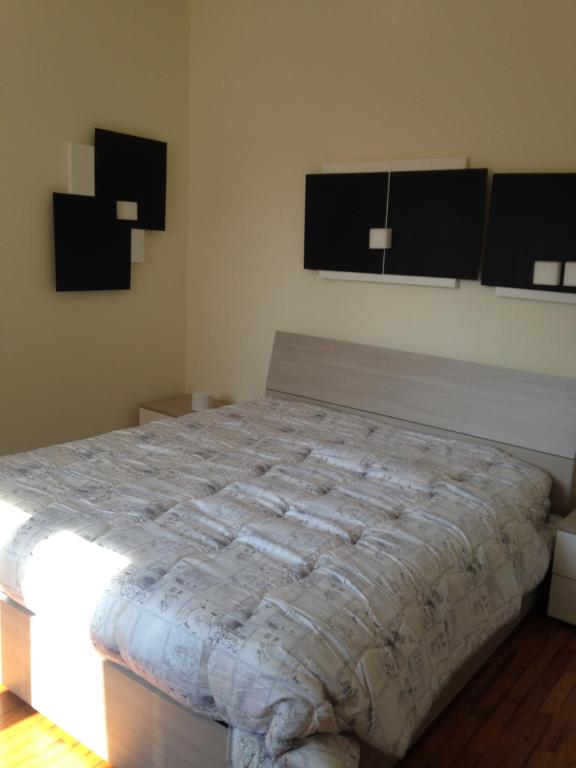 A bed or beds in a room at Villa Mara