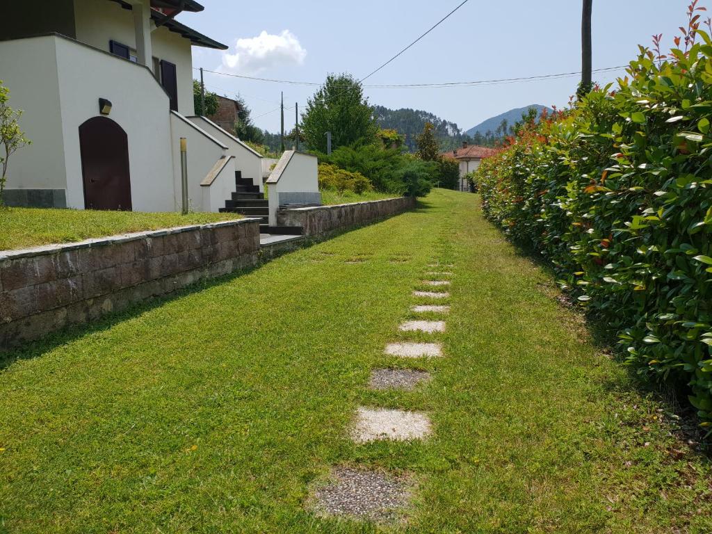 A garden outside Villa Mara