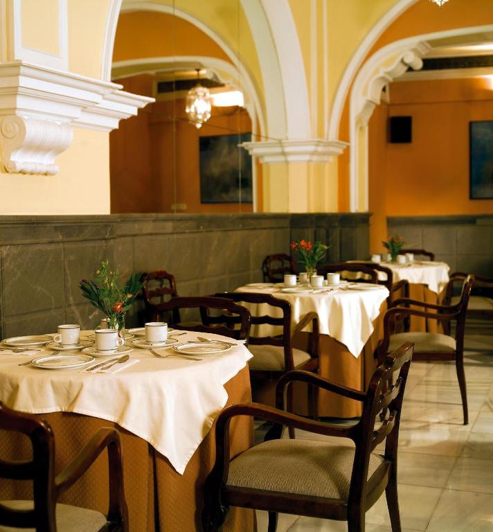 Hotel Inglaterra - Resim 45