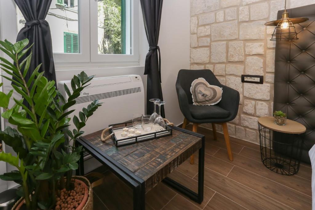 Posedenie v ubytovaní Luxury Rooms Dino