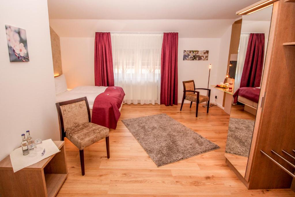 Posezení v ubytování Hotel Ohlendorfs Gasthaus
