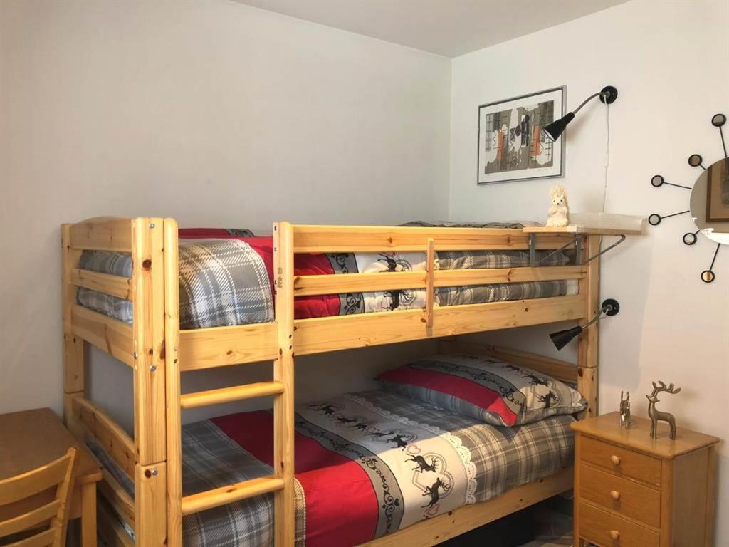 Postel nebo postele na pokoji v ubytování La Cabana 5 Arosa