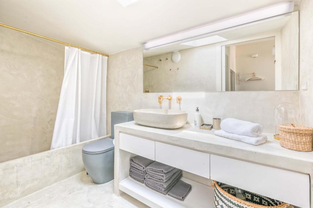 Kúpeľňa v ubytovaní Sagrado Corazon Penthouse in Malaga by Solaga Holiday Homes