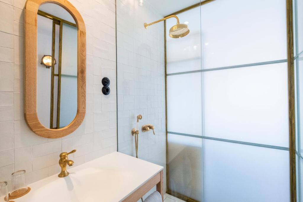Koupelna v ubytování Nao Catedral Boutique Hotel