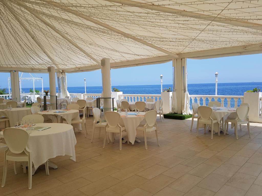 Restaurace v ubytování Hotel Ariana