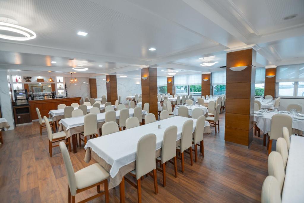 Avenida de Fatima - Resim 19