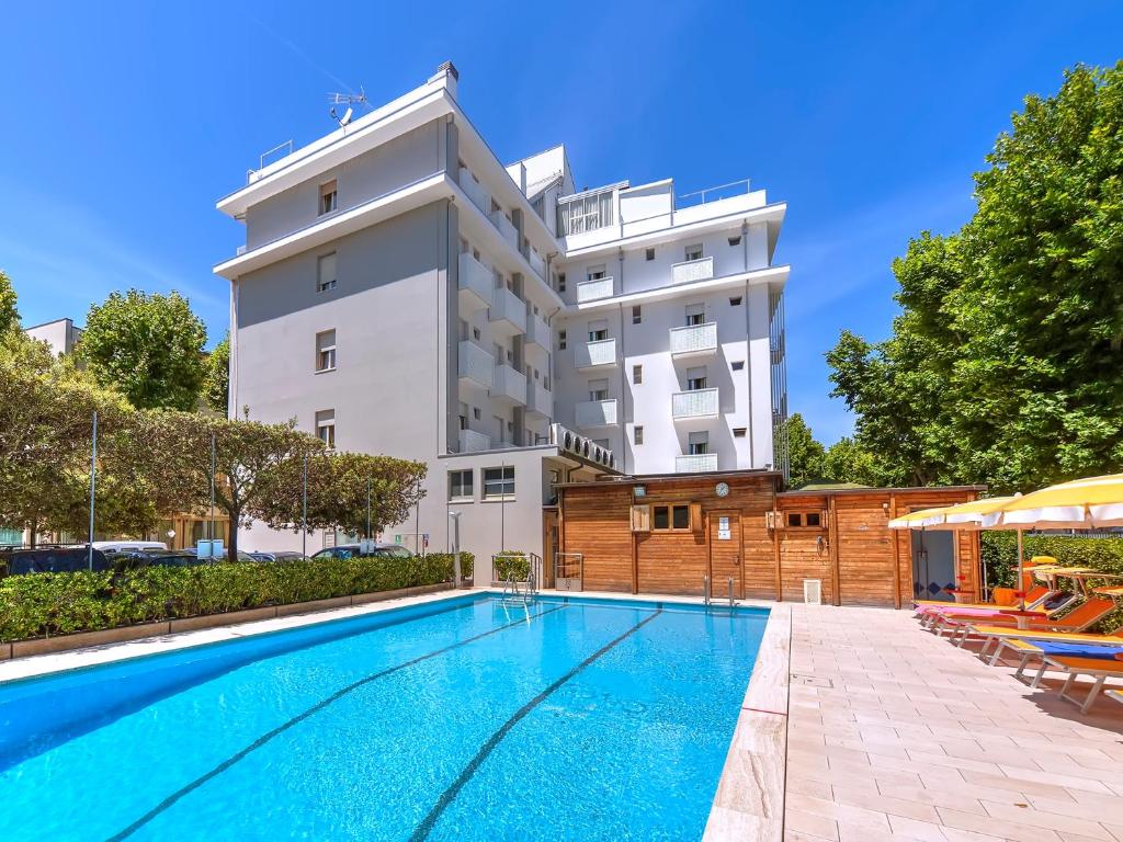 Bazén v ubytovaní Hotel Excelsior alebo v jeho blízkosti