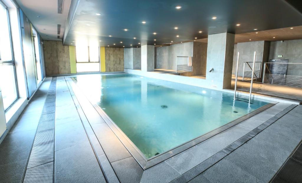 Ibis Niort Est Mendes France - 9