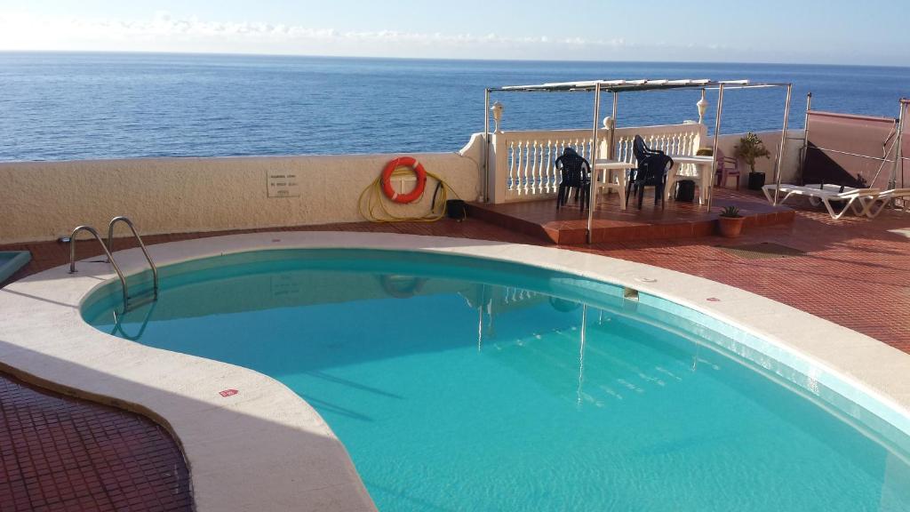 basen na pokładzie statku wycieczkowego w obiekcie Flipper Top Suites w mieście San Agustin